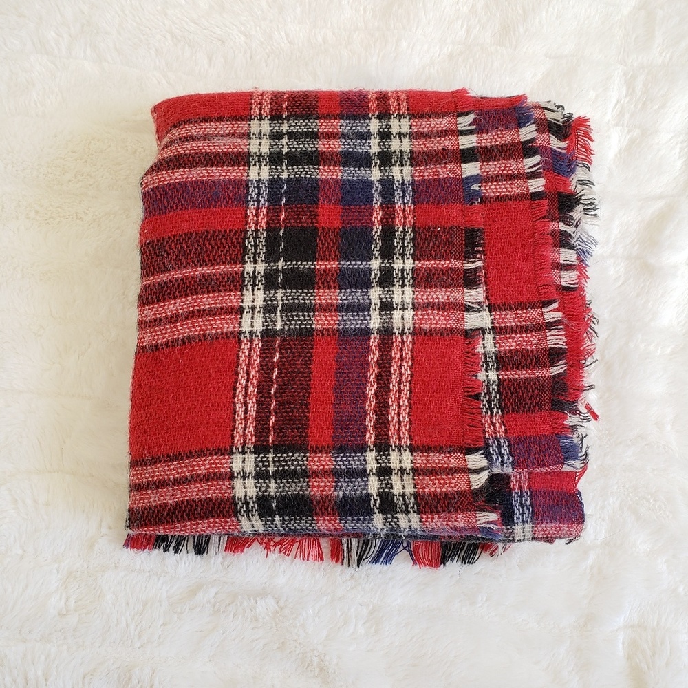 Modcloth Red, Black & White Plaid Scarf